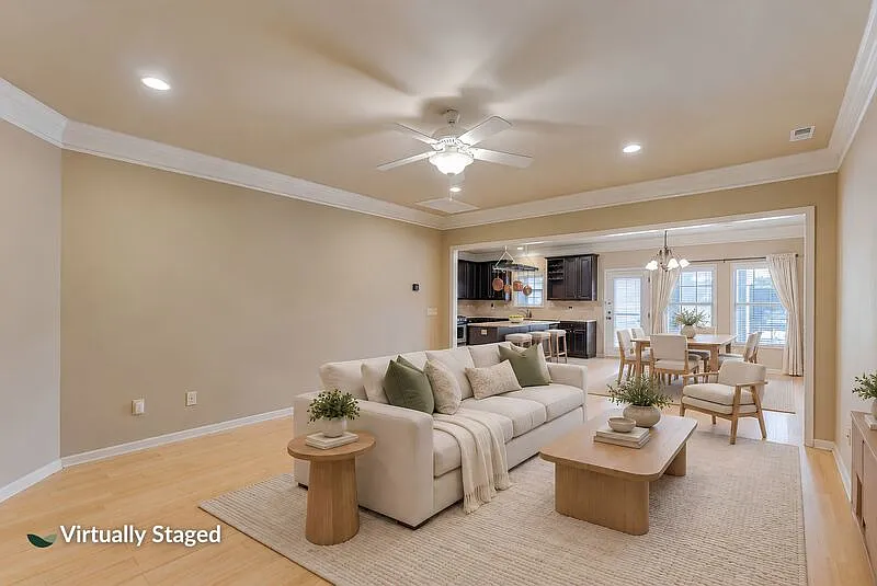 3 bed, 2.5 bath, 1673 sqft, $1,800 — Photo 2