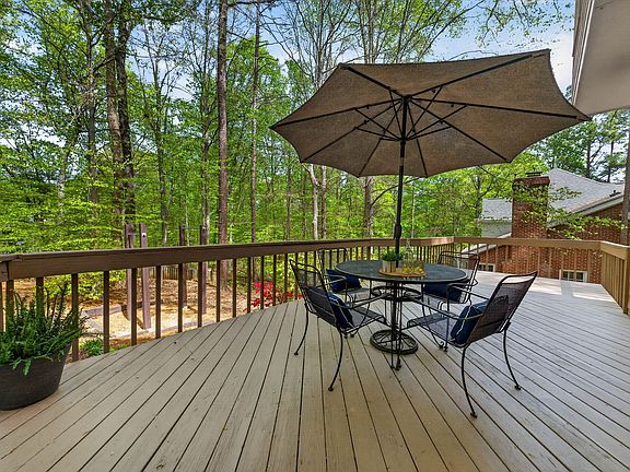 5th image of 1047 W Sterlington Pl