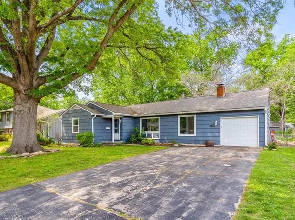 7708 W 96th Ter, Overland Park, KS 66212