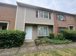 2464 Mason Village Ct, Columbus, OH 43232
