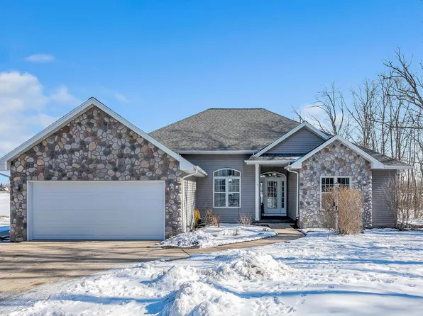 633 South Neumeyer LANE, Brillion, WI 54110