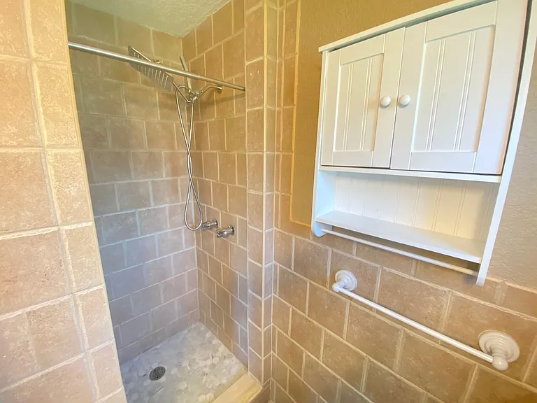 908 Teatro Ct — Photo 12