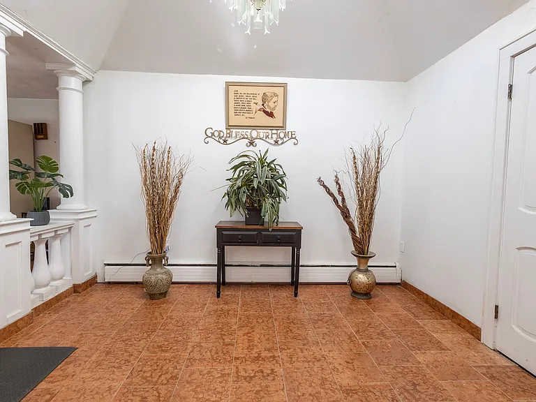 85 Brownstone Rdg — Photo 10