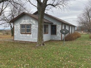 22244 NW 1400th Rd, Garnett, KS 66032