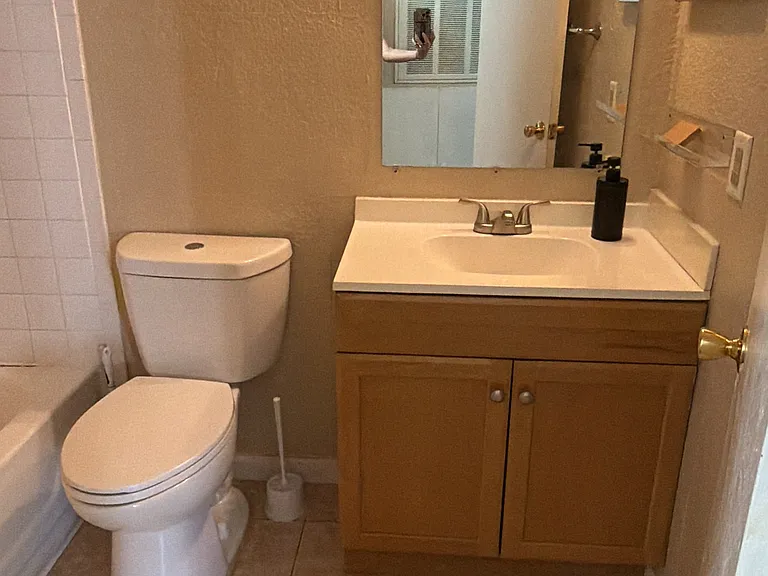 4400 Thornbriar Ln #106 — Photo 3