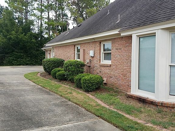 3rd image of 2213 Old Mill Ct