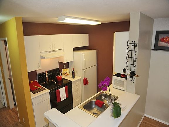 5th image of 95-798 Wikao St APT S105