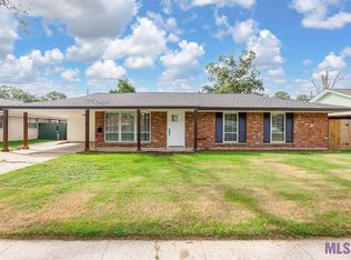 8250 Franwood Dr, Baton Rouge, LA 70806