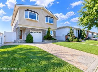 643 Rathbun Ave, Staten Island, NY 10312
