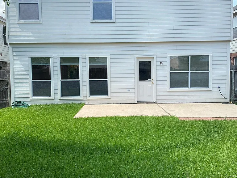 19439 Juniper Vale Cir — Photo 28