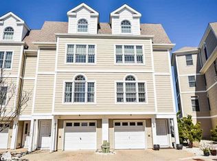 67 Chelsea Ct, Atlantic City, NJ 08401