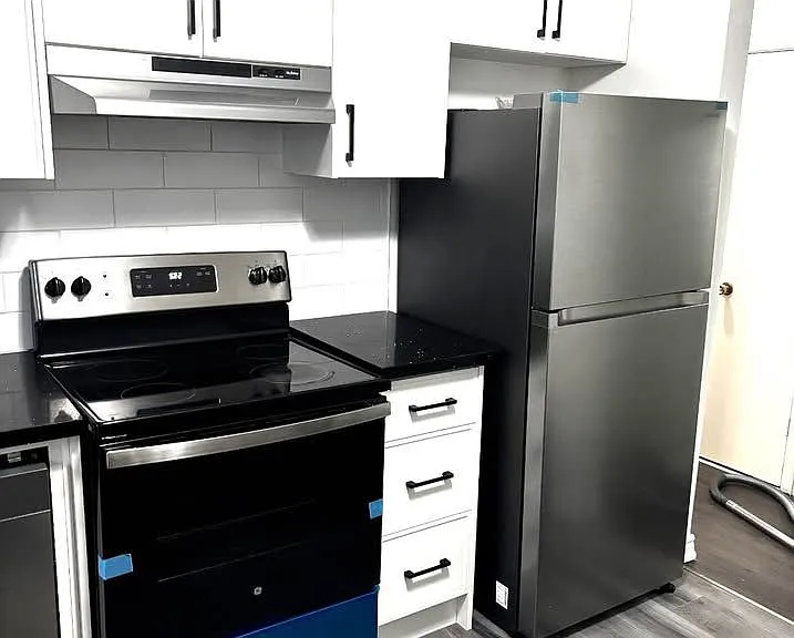 490 Stewart St #2 — Photo 10