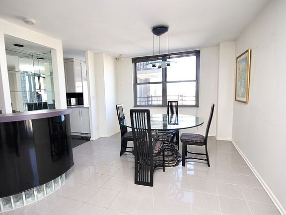 4th image of 436 E 86th St #27A