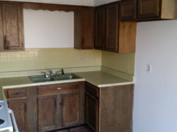4th image of 9601 Manning Ave