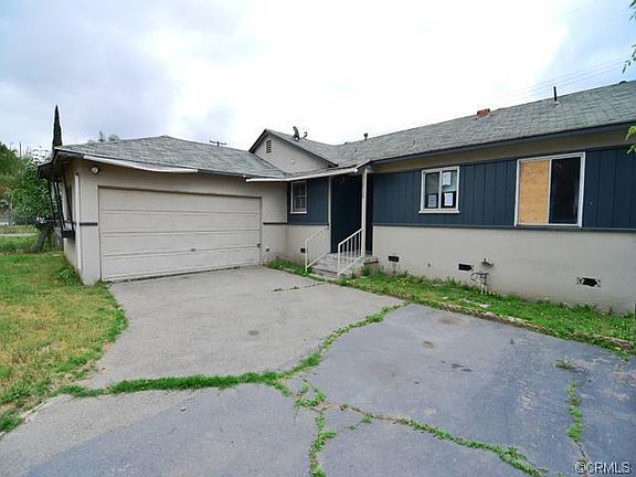 3rd image of 2728 Lyndale Ave