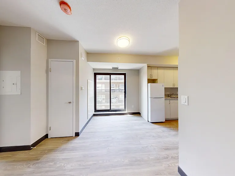 2346 Weston Rd — Photo 27