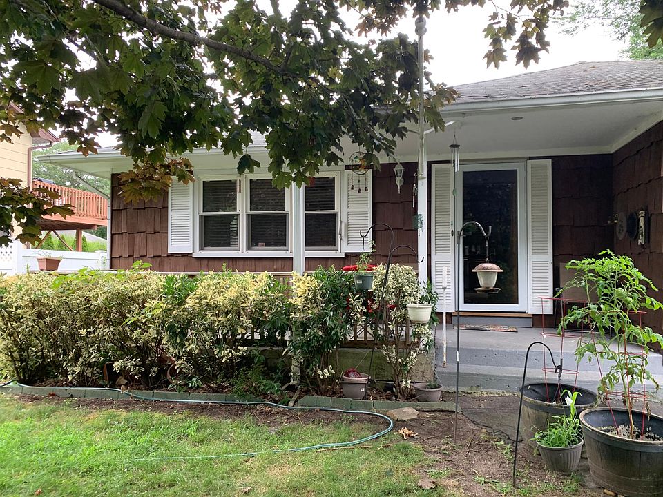 2nd image of 62 10th St