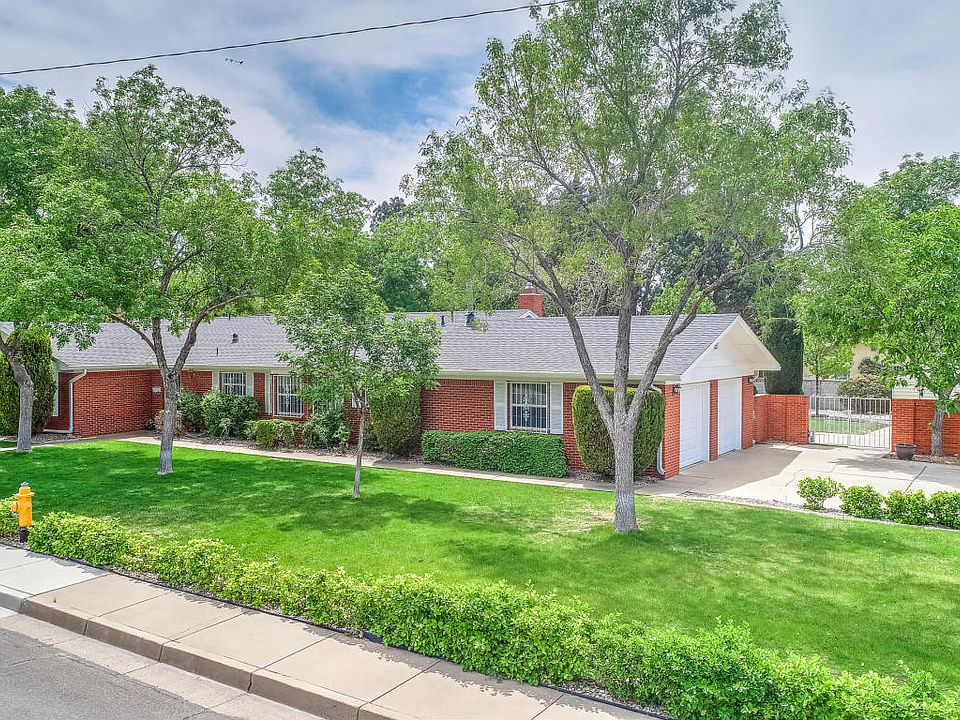 1st image of 1301 Odlum Dr SE
