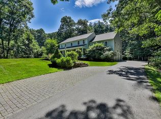 23 Great Pond Dr, Boxford, MA 01921