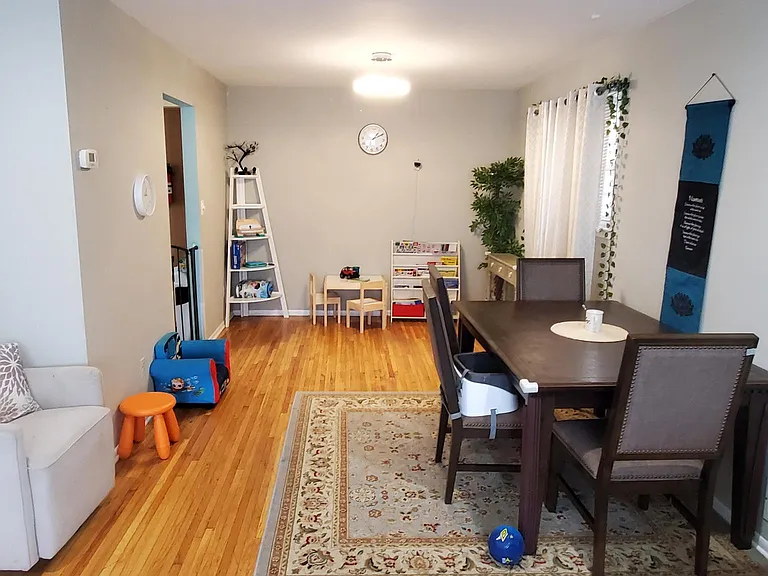 635 Sussex St — Photo 4