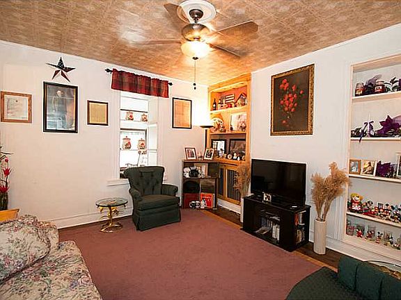 5th image of 129 Morewood St