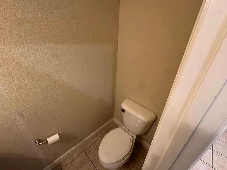 407 Lyndal Ln — Photo 38