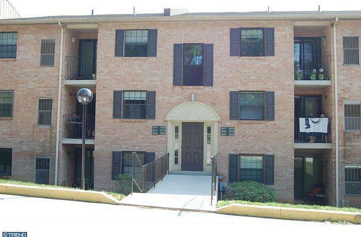 1st image of 3018 Valley Dr