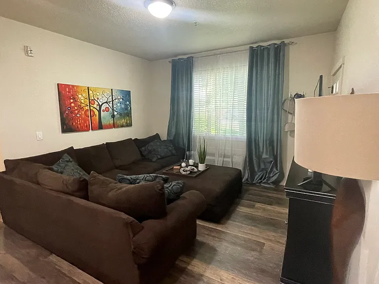 819 NW Wheelock Pl #819 — Photo 34
