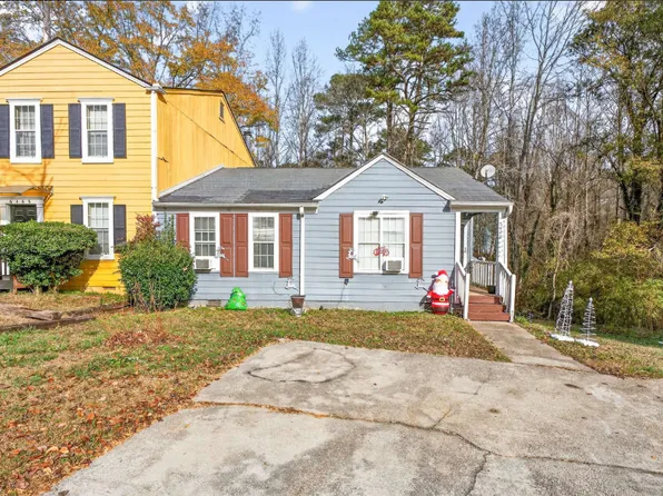6470 Bedford Ln, Lithonia, GA 30058