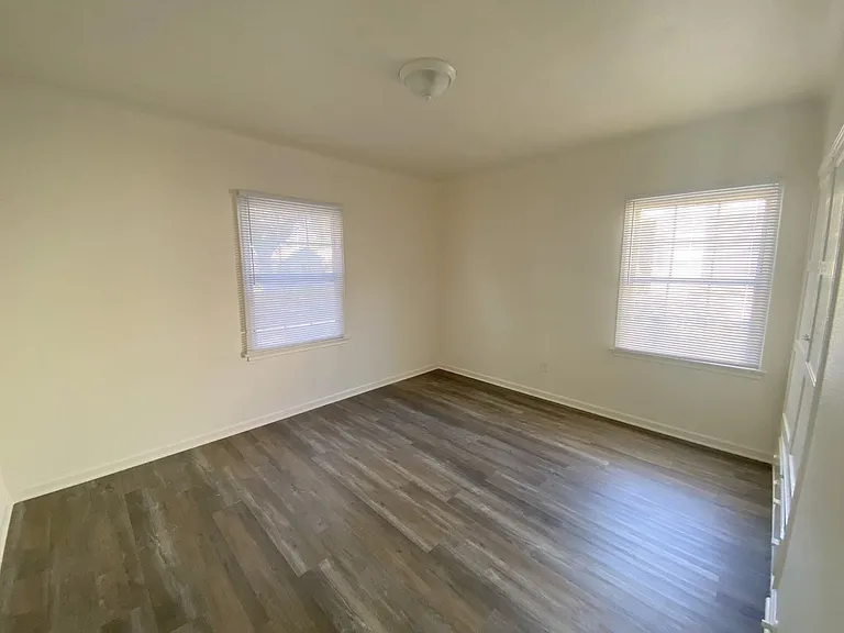 2717 N Crescent Ave — Photo 7
