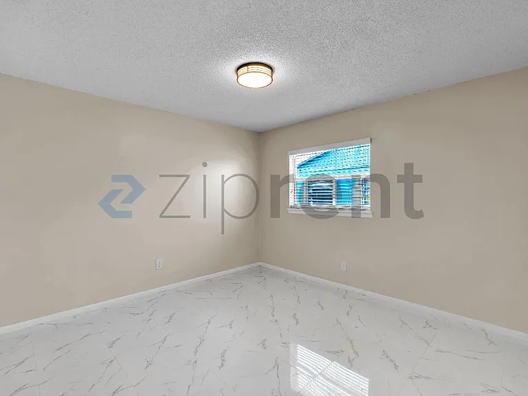 2809 Jefferson Pkwy #B — Photo 13
