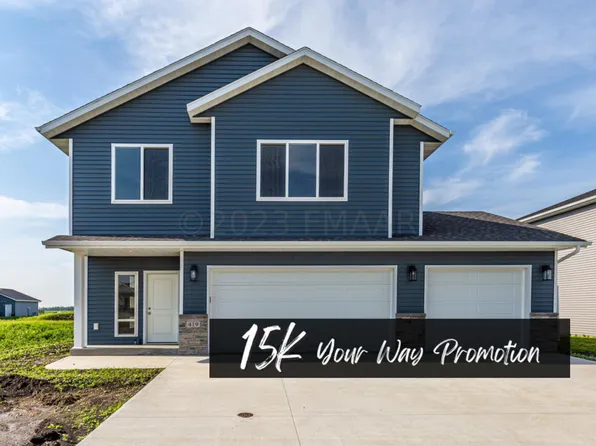 419 Hampton Dr W, Moorhead, MN 56560