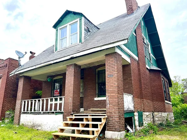 4242 Harris Ave, Saint Louis, MO 63115