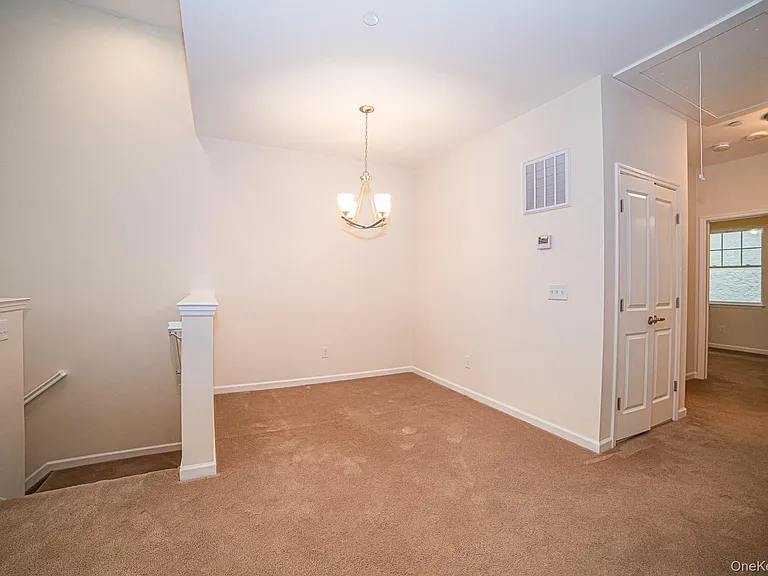 12 Sophia Ct — Photo 15