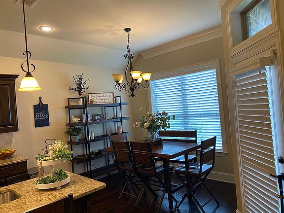 4th image of 7368 Flat Rock Ln