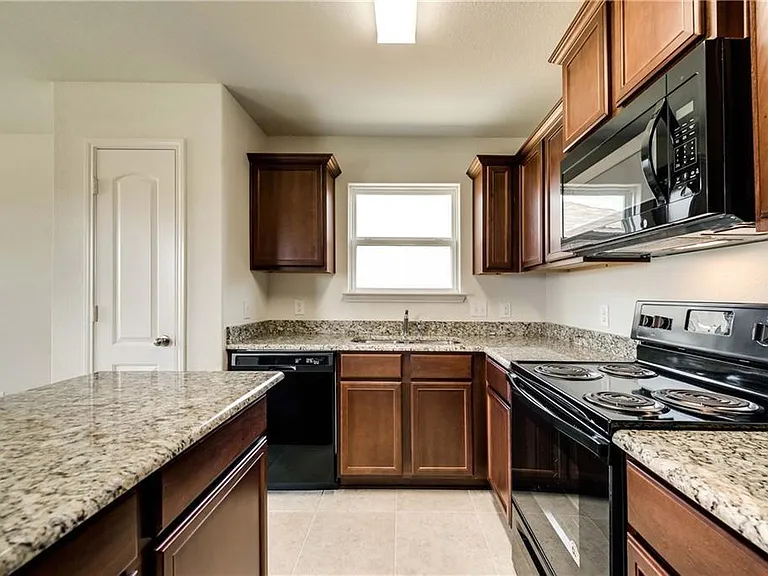 1602 Kim Loan Dr — Photo 14
