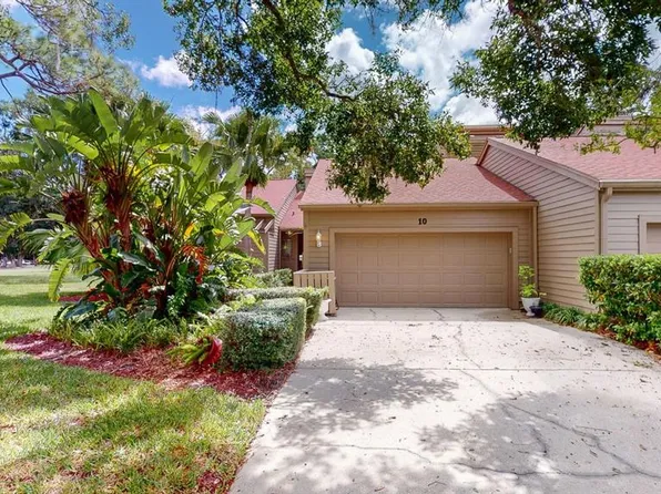 10 Woodridge Cir, Oldsmar, FL 34677