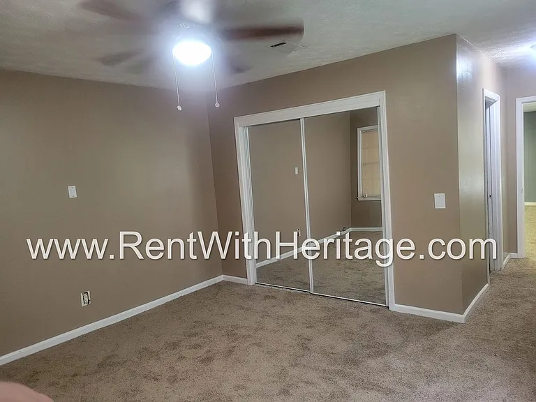 4204 Rocky Face Dr — Photo 26