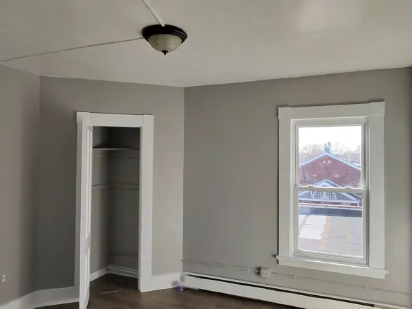 36 Ward St #3, Hartford, CT 06106