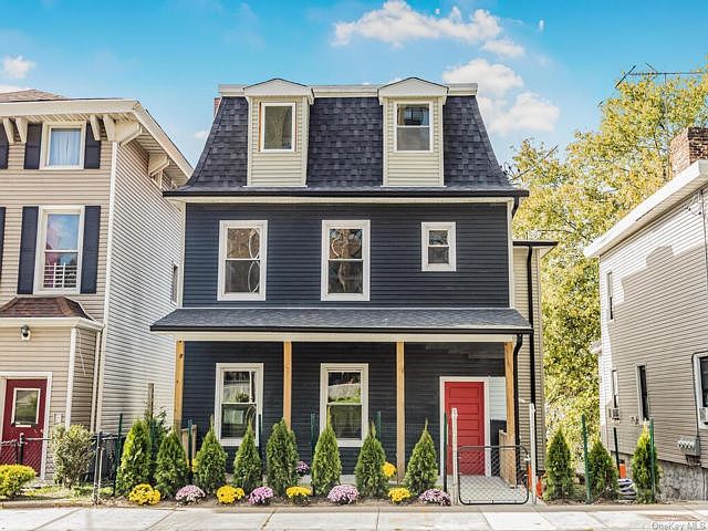 1st image of 155 Warburton Ave #1