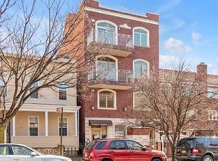 25-69 38th St #3F, Astoria, NY 11103