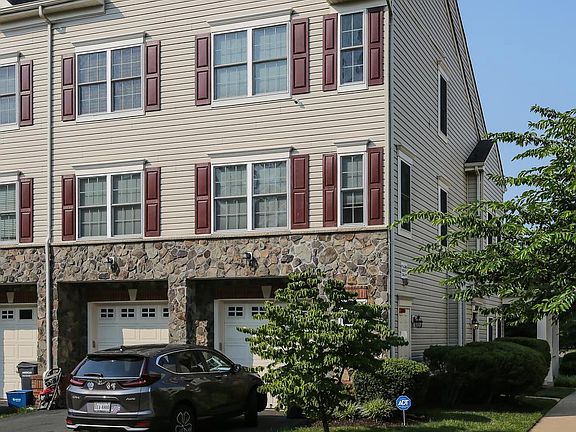 2nd image of 11262 Wortham Crest Cir