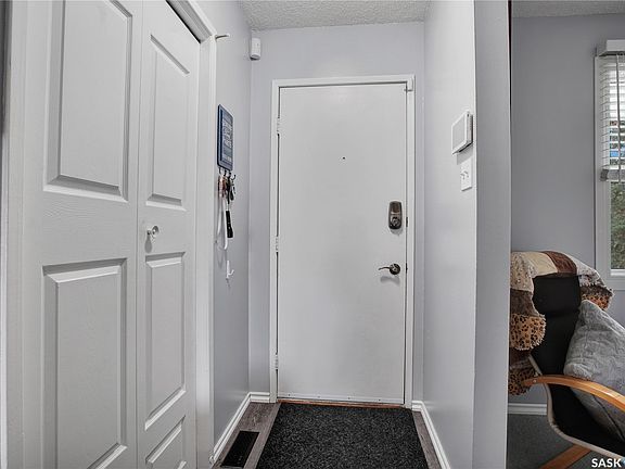 3rd image of 106 Shea Crescent