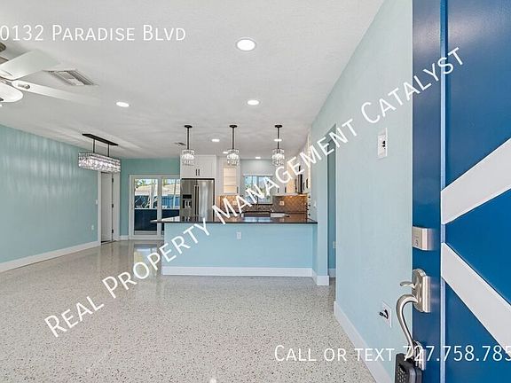 3rd image of 10132 Paradise Blvd