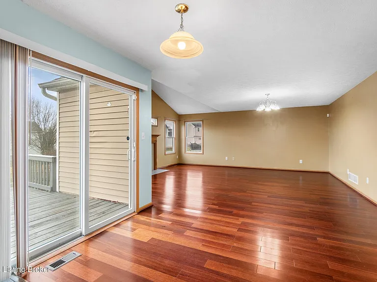 10331 Arbor Oak Dr — Photo 4