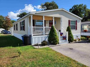 4 Lilac Way, North Hampton, NH 03862