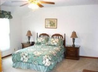 9146 Hamletsburg Rd, Brookport, IL 62910