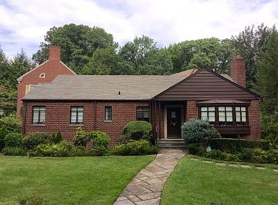 2nd image of 343 College Rd