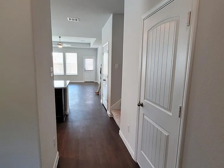 4325 McGregor Bluff Ln — Photo 2