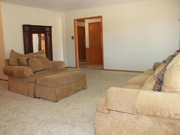 4th image of 2564 Aspen Dr